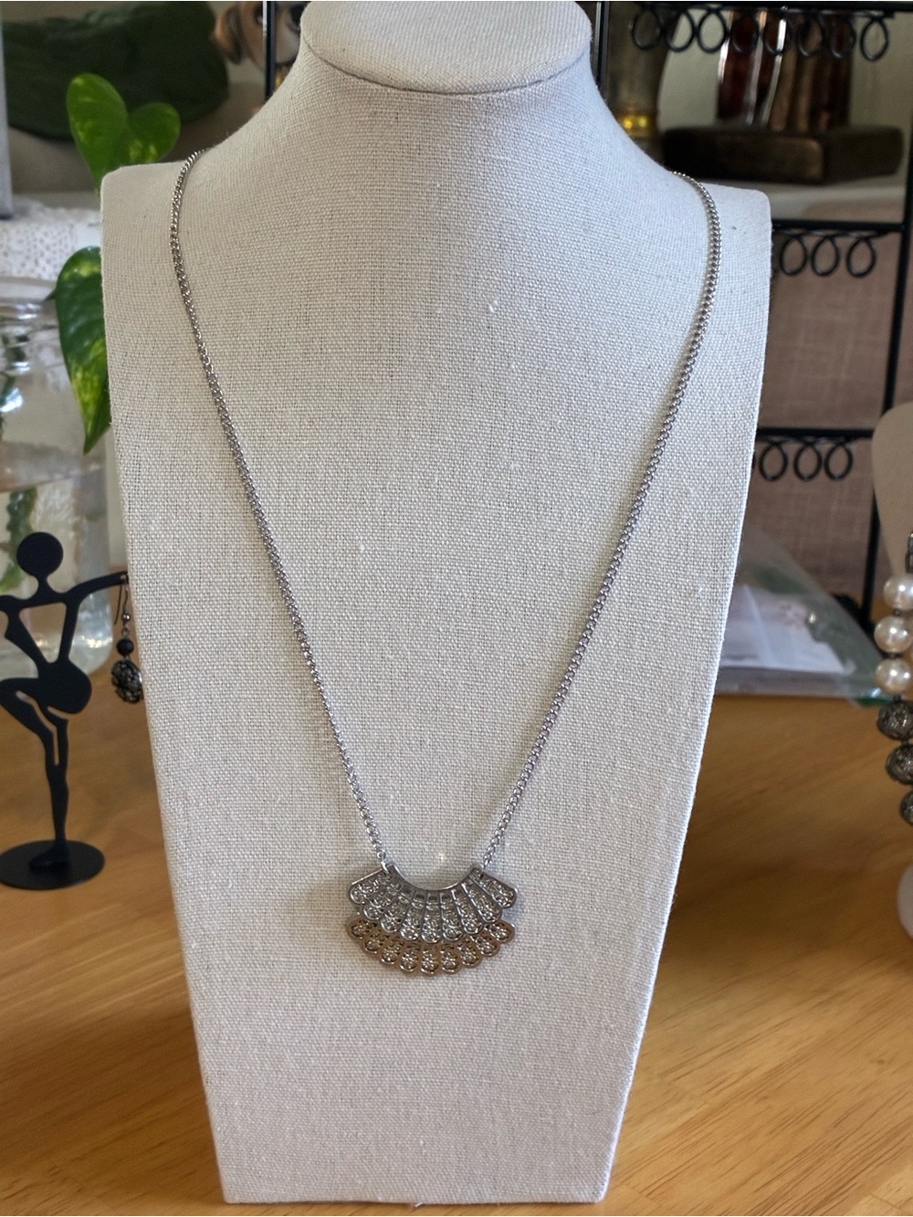 Silver-Tone Fan Pendant Crystal Necklace - Timeless Women's Jewelry
